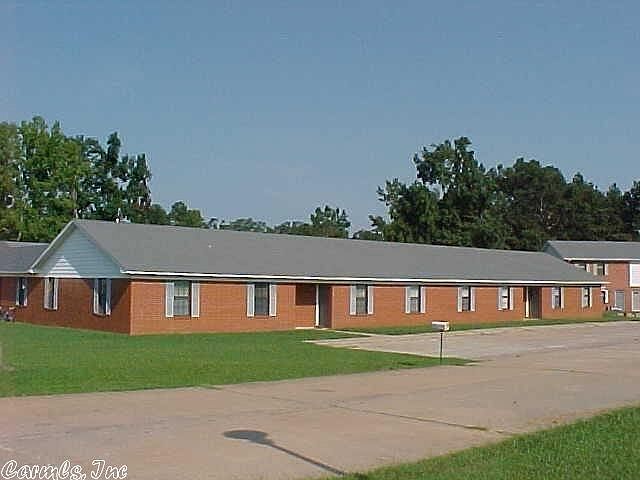 2nd image of 1906 Kamak Dr