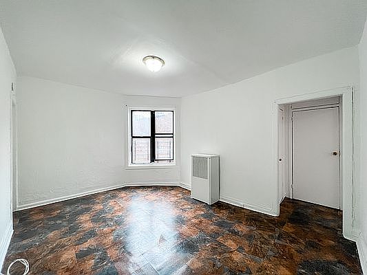 2nd image of 1175 Fulton Ave #3E