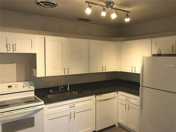 5th image of 4803 Caserta St