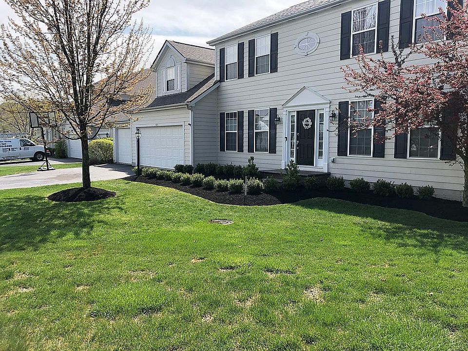Main Entrance, 3 car garage
