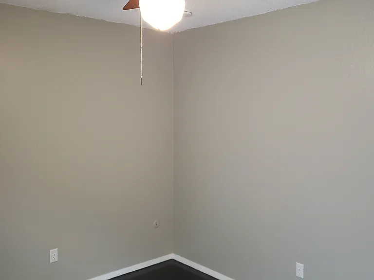 7663 Blue Carriage Ct — Photo 12