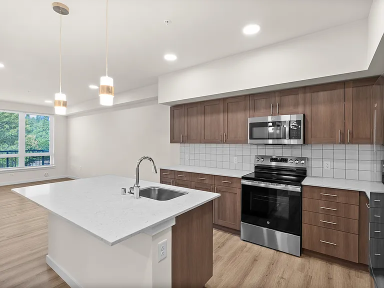 1 Bedroom Luxury