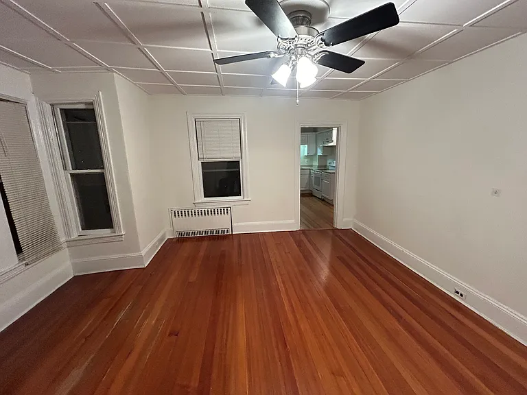 47 Russell St #1 — Photo 4