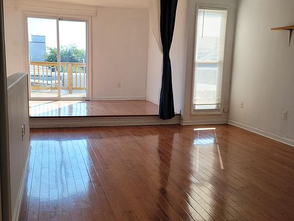 3rd image of 1137 S 20th St Floor 3