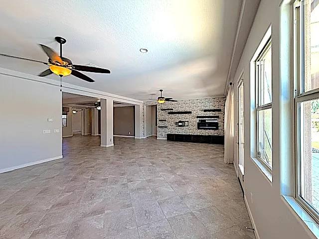 1142 E Bajor St — Photo 14