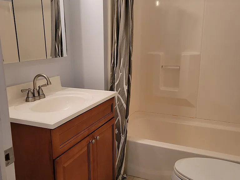 330 Prospect Ave #L — Photo 13
