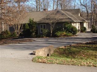 2941 Misty Ridge Ct, Midlothian, VA 23113