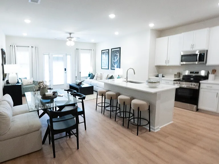 Sweetwater Springs Townhomes — Photo 17