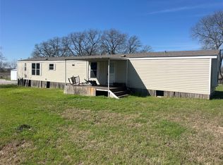 217 S Robinson St, Muenster, TX 76252