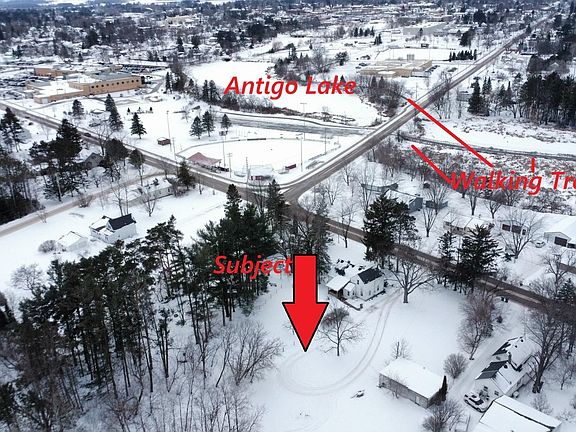4th image of 905 Langlade Rd