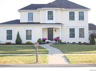 15 Lockhart Rd, West Seneca, NY 14224