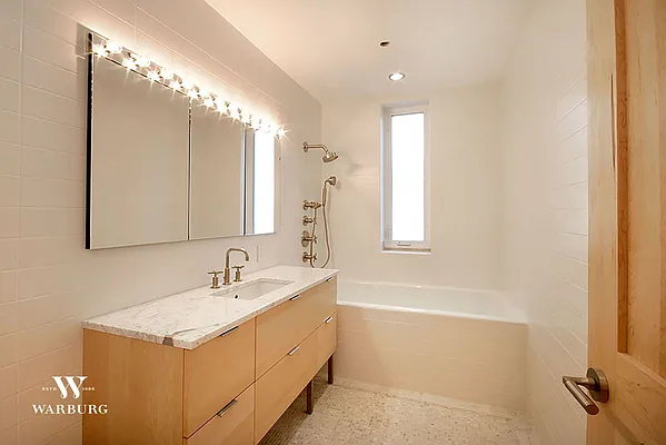 Rented by Warburg | media 14