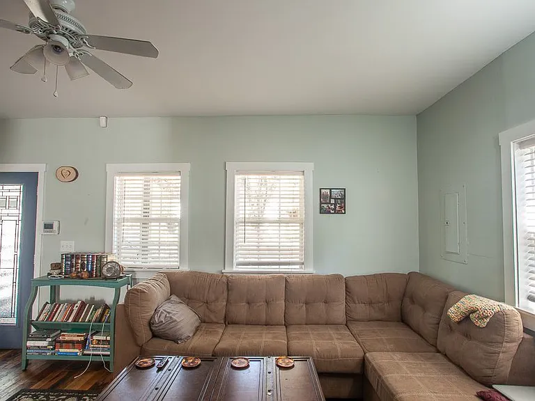 504 Brunswick St — Photo 11