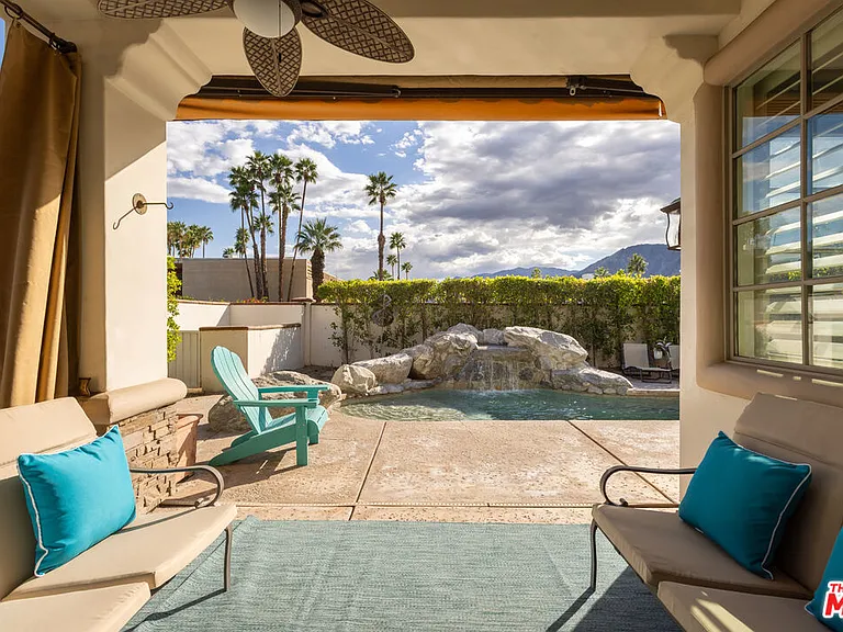 546 N Indian Canyon Dr — Photo 1