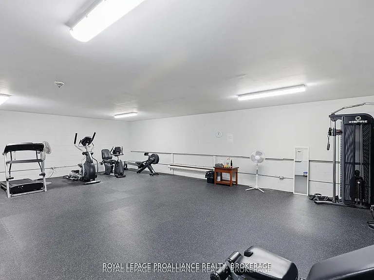 358 Queen Mary Rd #611 — Photo 18