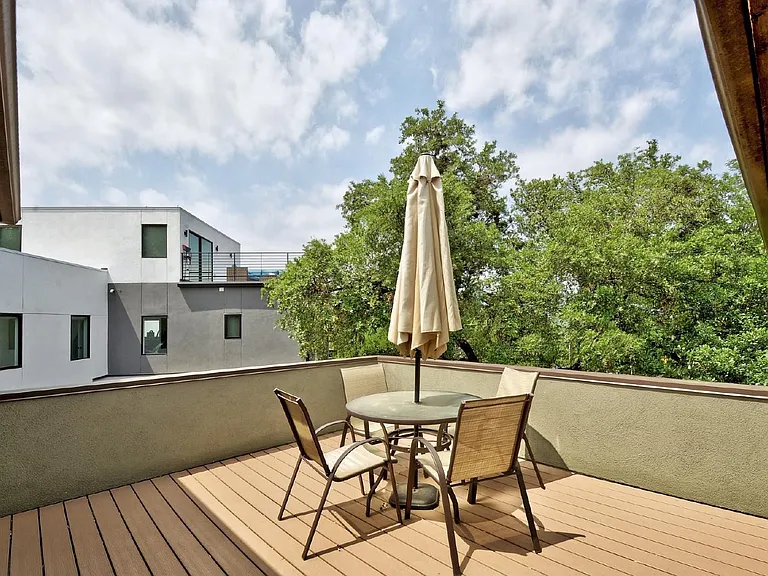 2111 Melridge Pl #B — Photo 21