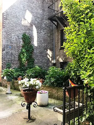 Rented by Marino Real Estate | media 36