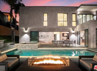 3235 Maplewood Ave, Los Angeles, CA 90066