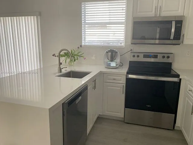 5245 NW 112th Ave — Photo 17