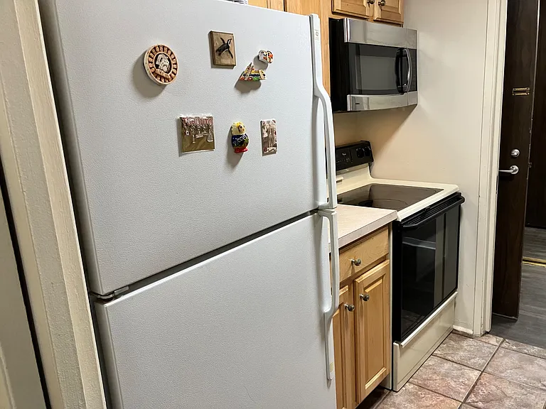 8200 E Jefferson Ave #408 — Photo 12