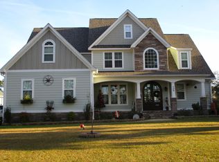 129 Lowery Ln, Swansboro, NC 28584
