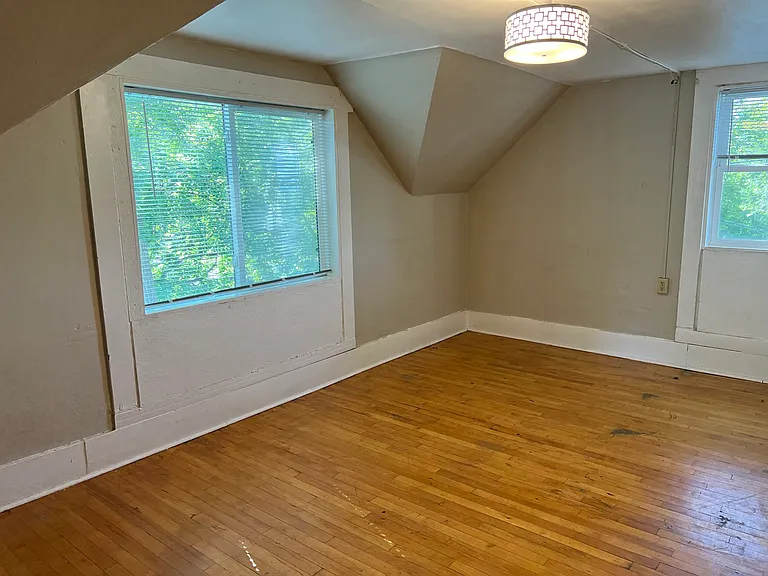 743 Eddy St #1/2 — Photo 23