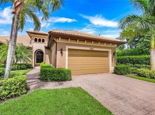 7598 Moorgate Point Way, Naples, FL 34113