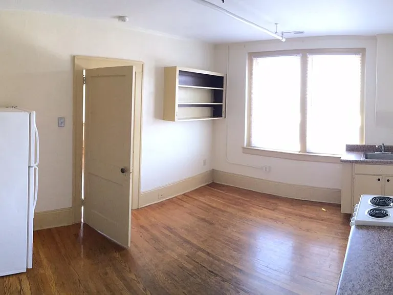 779 Haywood Rd #C — Photo 2