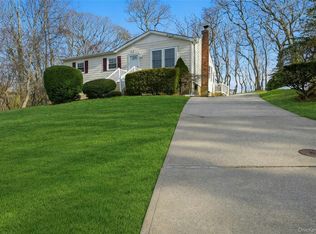 23 Amagansett Drive, Sound Beach, NY 11789