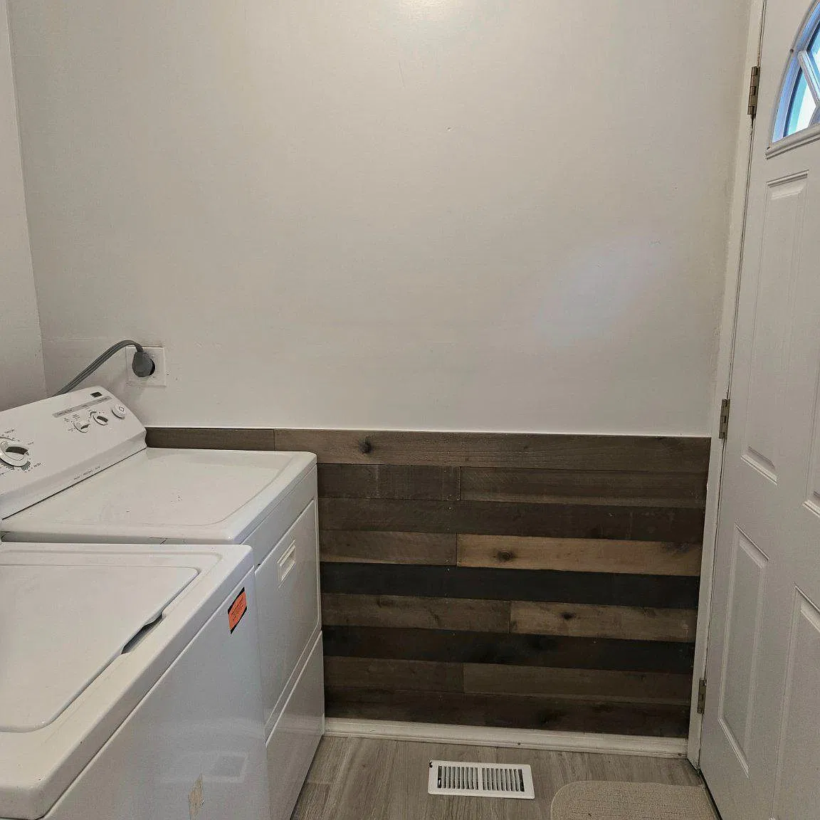 2 bed, 1.0 bath, 954 sqft, $2,300 — Photo 4