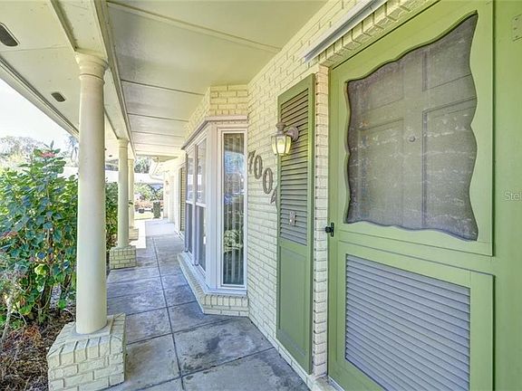 4th image of 7004 Halifax Ct