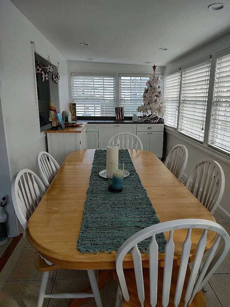 2 bed, 1.5 bath, 1452 sqft, $2,500 — Photo 3