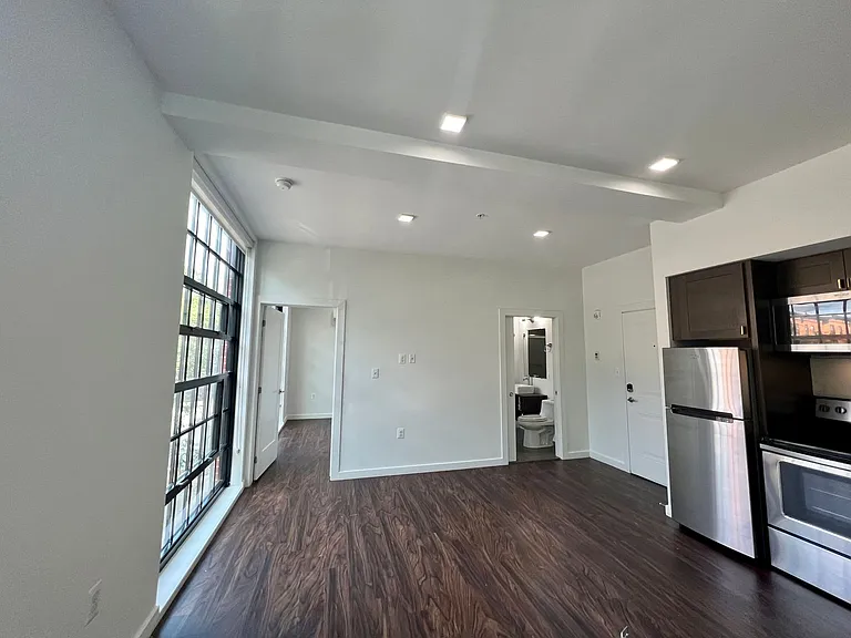 824 N Calvert St — Photo 22