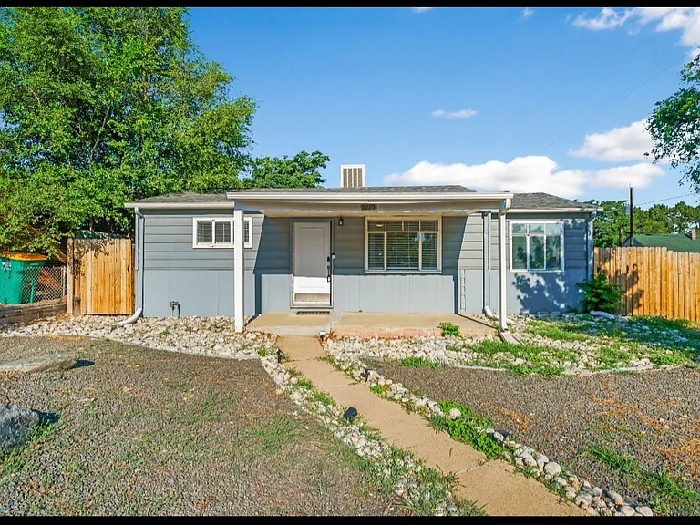 5295 Perry St — Photo 1