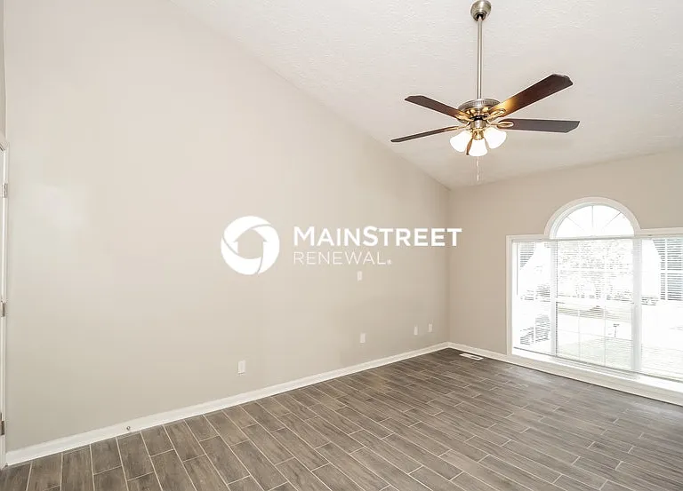 125 Crestworth Ct — Photo 11