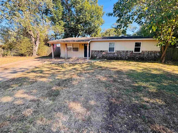 706 Forbes Dr, Bald Knob, AR 72010