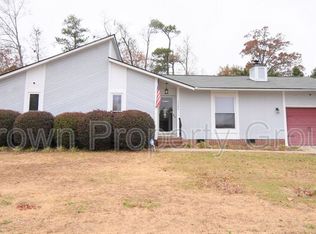 1364 Fraser Dr, Fayetteville, NC 28303
