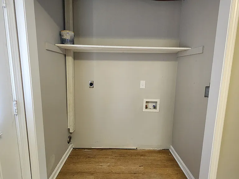 1495 Autumn Ave #8 — Photo 5