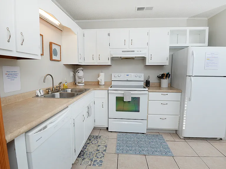 5621 Hilltop Ave — Photo 9