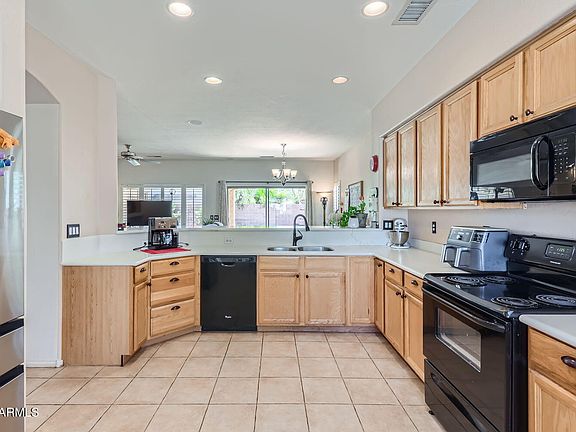 5th image of 17405 W NAVAJO Street