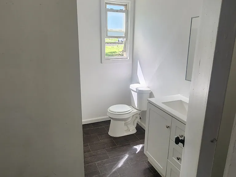 204 Townsend St #2 — Photo 7