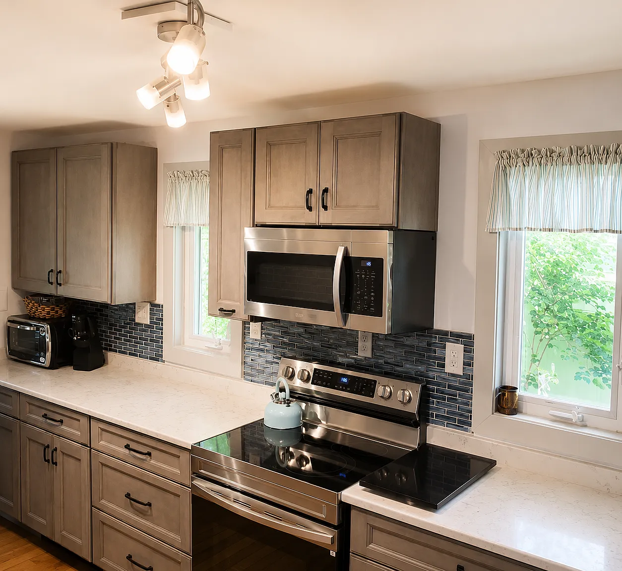 29 Thompson Lane - 1 — Photo 3