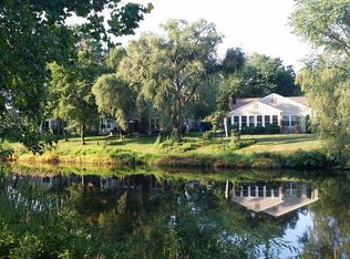 22 Windsor Rd, Southampton, NJ 08088