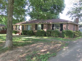 209 Maxwell Dr, Clarksville, TN 37043