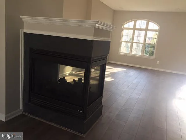 42413 Bowditch Sq — Photo 3
