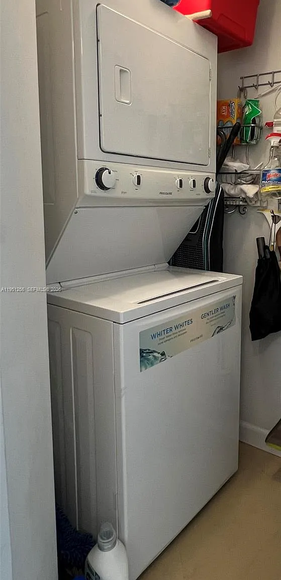 2 bed, 1266 sqft, $4,250 — Photo 3