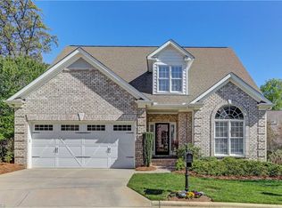 2 Willett Way, Greensboro, NC 27408