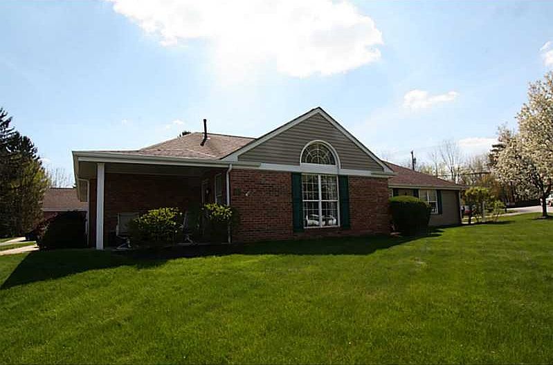 1st image of 103 Redmont Pl