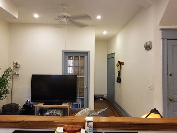 2nd image of 434 N 34th St APT 1