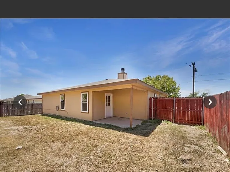 2102 Cline Dr — Photo 2